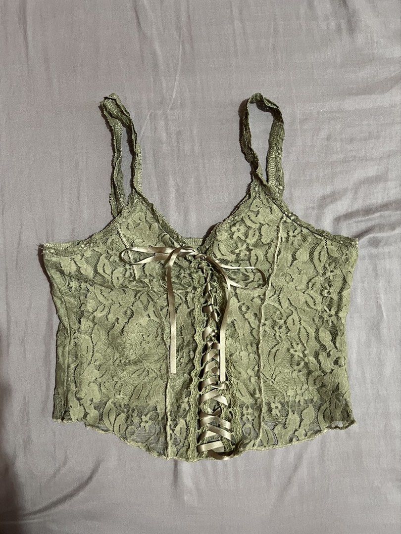 ROMWE Lace Corset Tank Top (Category: Sleeveless) located in Quezon City. Submitted by arktx (Listing ID 1429010949, Image 1). Description: Size: Small Bust: 78cm Length: 45cm - Used once for NIKI con - Good condition - No issue.