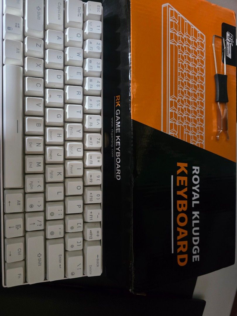Royal Kludge RK61 Mechanical Keyboard (Category: Computer Keyboard) located in Dasmarinas. Submitted by ferrari800 (Listing ID 1429047888, Image 2). Description: Royal Kludge RK61 Bluetooth Keyboard Issues: - Some keys need to be tapped twice (likely baka madumi) - 'L' backlit lacks green color as seen on pictures.