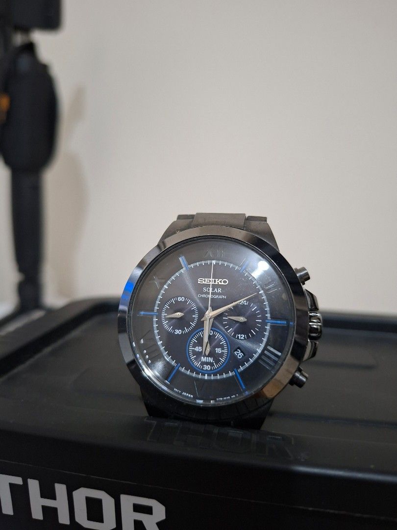 Seiko solar chronograph watch black (Category: Men's Watches) located in Paranaque City. Submitted by potatoiceblended (Listing ID 1429087360, Image 1). Description: issue: gasket / rubber seal needs replacement for waterproofing. Other than that, works fine. no box.