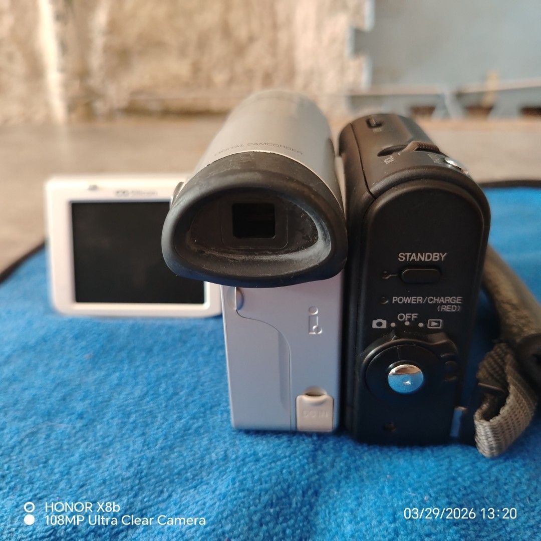 Sharp VL-Z1 Camcorder (Category: Cameras) located in Manila. Submitted by bren09 (Listing ID 1429033267, Image 1). Description: Sharp MiniDV Camcorder (Working, Blurry LCD, with charger) with exrta battery .