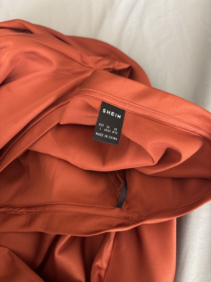 SHEIN Satin Midi Skirt (Category: Skirts) located in Tarlac. Submitted by kloset.kween (Listing ID 1429032461, Image 2). Description: .