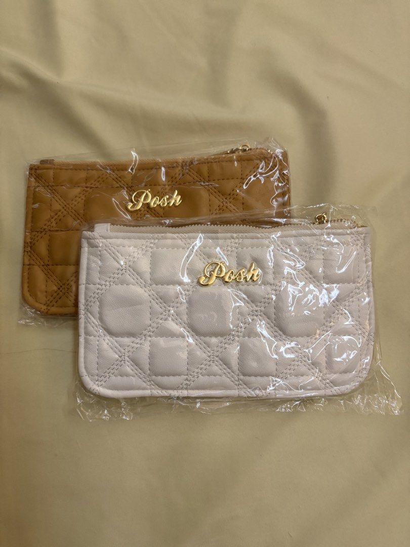 Small wallets (Category: Purses & Pouches) located in Singapore. Submitted by jan_closet (Listing ID 1429034721, Image 9). Description: Small wallets .