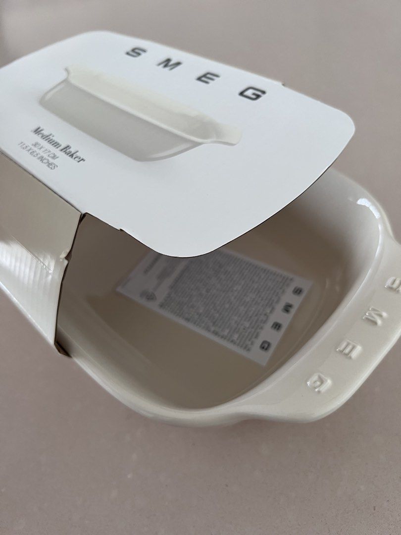 Smeg Medium Baker - Brand New467449170237204482