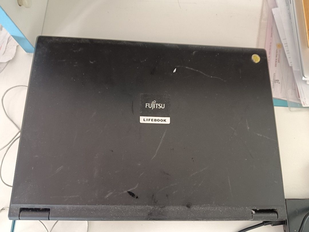 Spoiled Fujitsu  Laptop412337738309314560