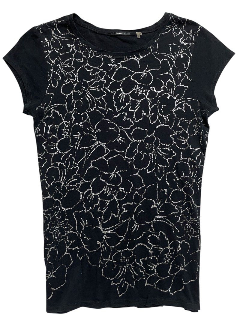 tahari black tee w/ silver floral graphics (Category: Shirts) located in Quezon City. Submitted by mossimoss (Listing ID 1429142601, Image 2). Description: chest 16 waist 14 length 24.5 [measured in inches laid flat] .