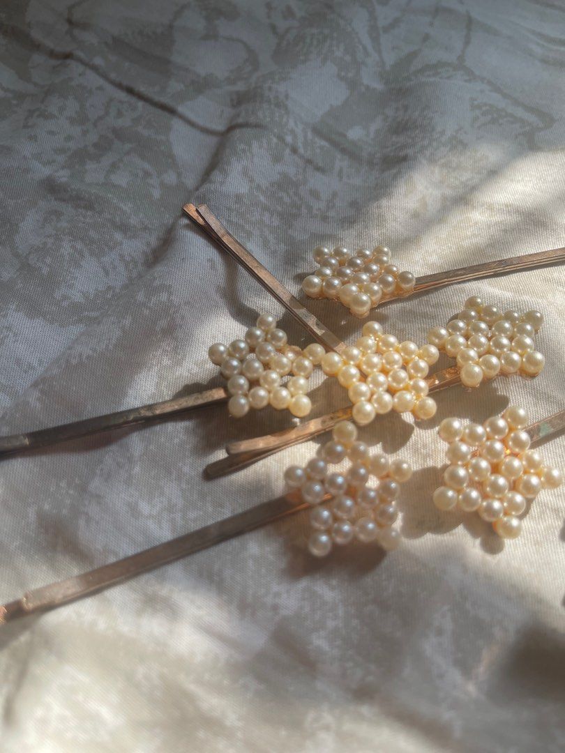 TAKE ALL Pearl Hair Accessories (Category: Precious Stones) located in Cavite. Submitted by lily_anik (Listing ID 1428991304, Image 3). Description: .
