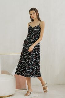 (Category: ) located in . Submitted by 5to10thrifts (Listing ID 1429156536, Image 1). Description: .
