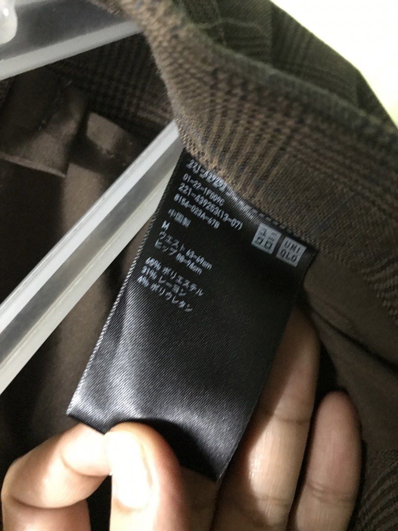 Uniqlo Brown Plaid Pants (Category: Other Bottoms) located in Manila. Submitted by rox.se (Listing ID 1429166260, Image 3). Description: .