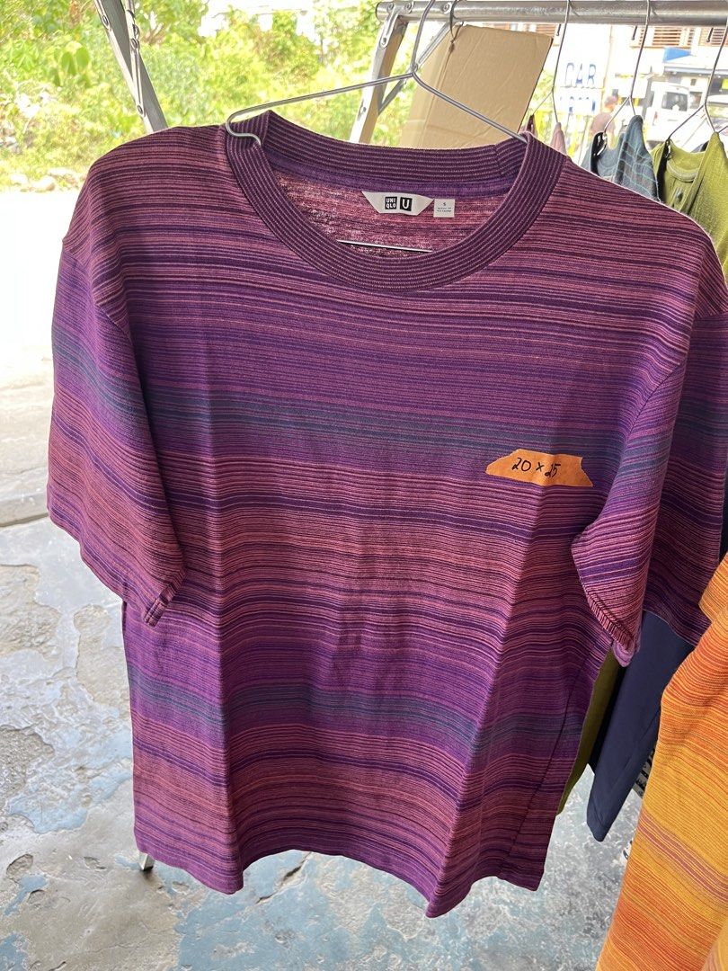 Uniqlo U Striped T-shirts (Category: Tshirts & Polo Shirts ) located in Lucena. Submitted by natecastle (Listing ID 1429051087, Image 3). Description: Selling Uniqlo Oversized Shirt Small Size: Small 250 each Location: Lucena City.