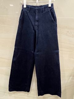 (Category: ) located in . Submitted by lexiswardrobe (Listing ID 1429033633, Image 1). Description: .