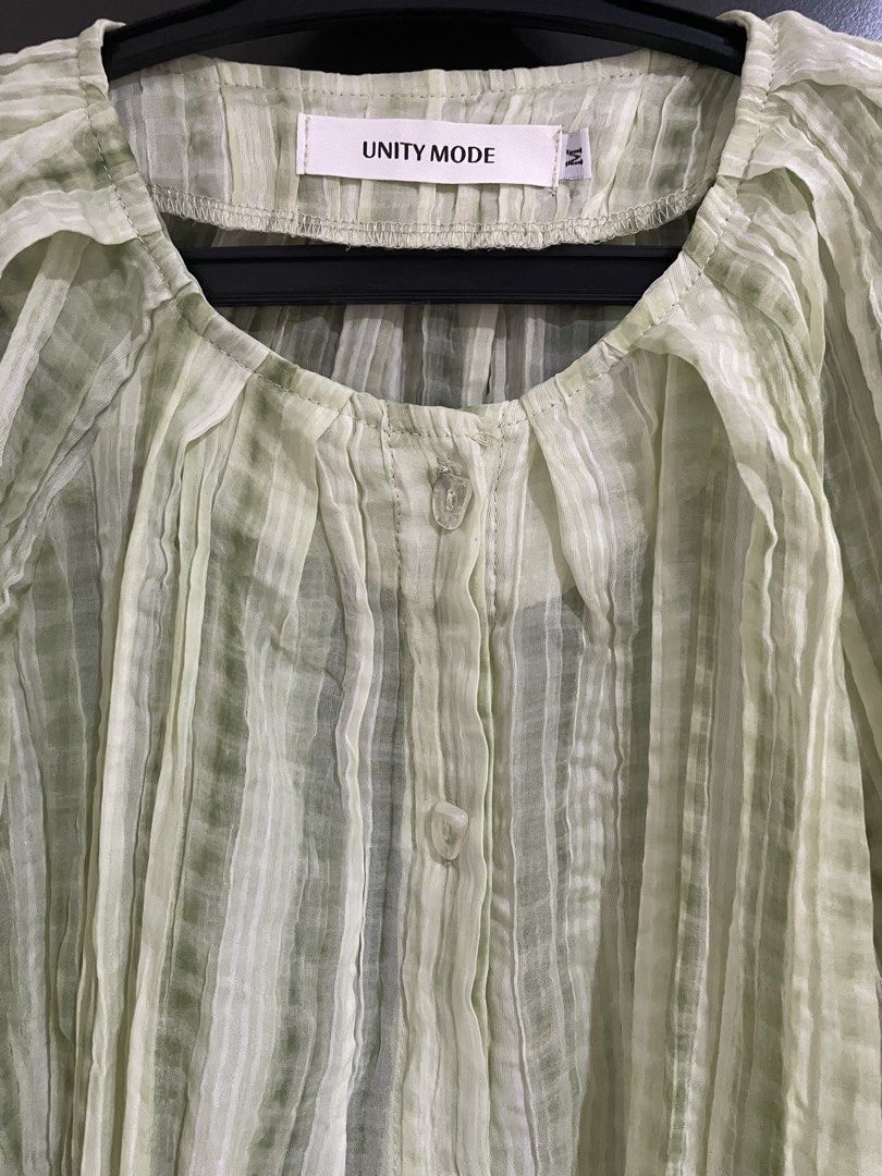 Unity Mode Pleated Dress - Green (Pleats Please alt) (Category: Dresses) located in Rizal. Submitted by ethriftstudios (Listing ID 1429012787, Image 3). Description: .