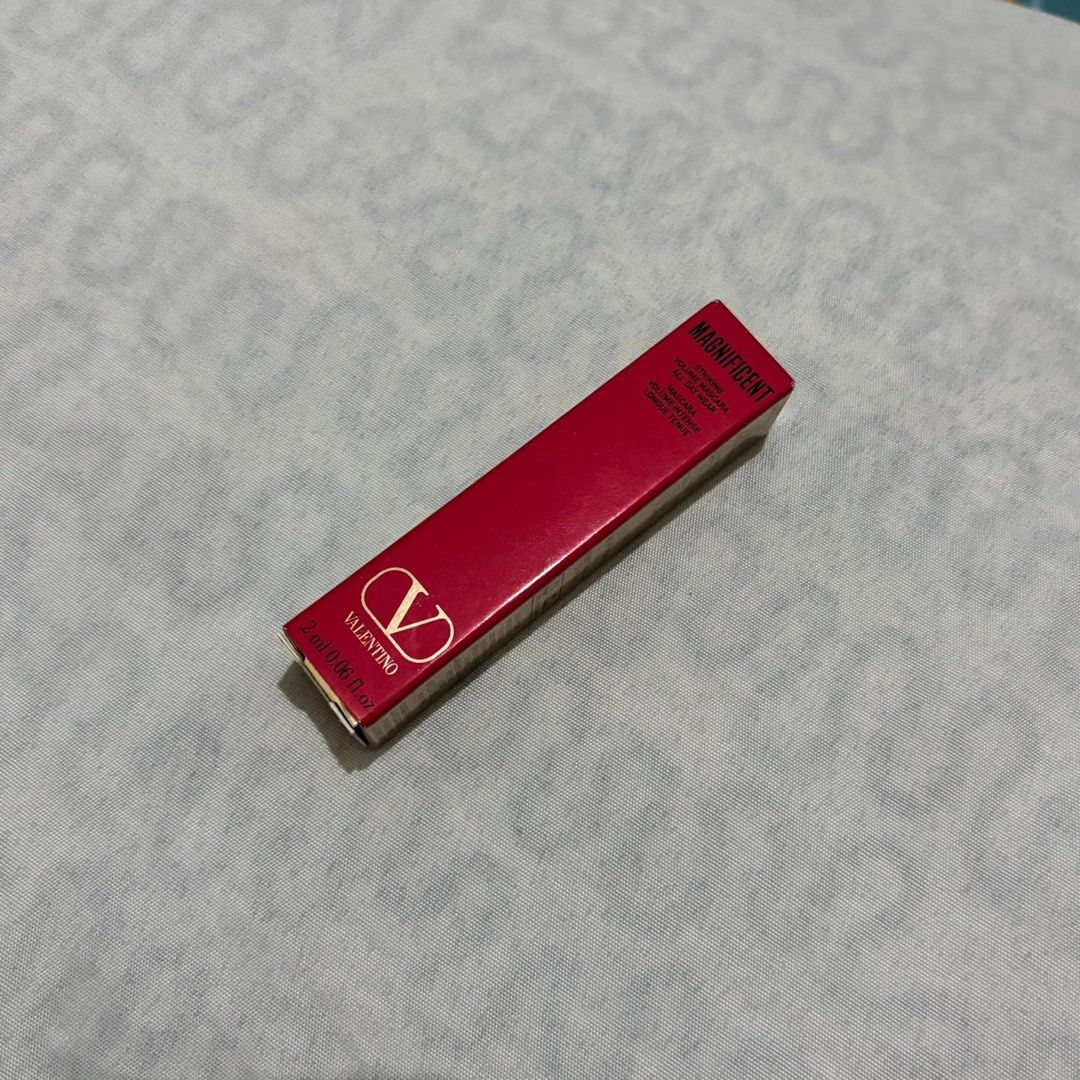 Valentino Magnificent Mini Mascara (Category: Makeup) located in Bacolod City. Submitted by closettingbcd (Listing ID 1429110199, Image 1). Description: Valentino mini mascara for sale! 🤍 BNEW and authentic..