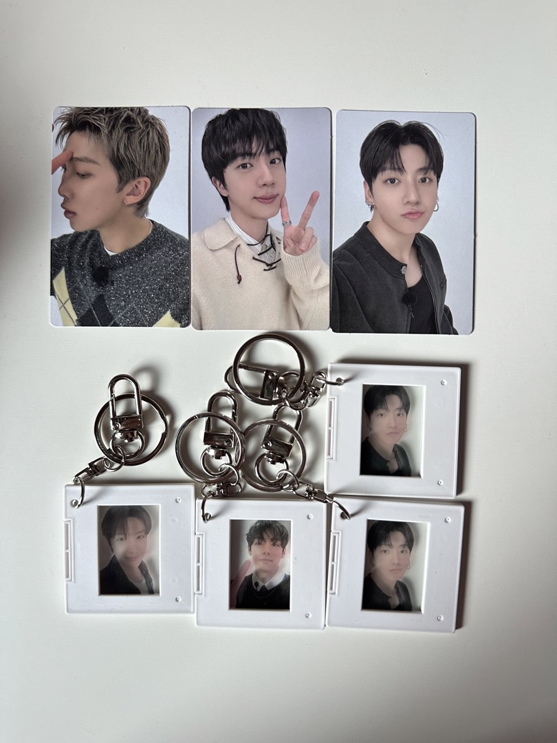 [WTT] BTS Arirang Weverse Global POB Photocards and Keyrings, Hobbies ...