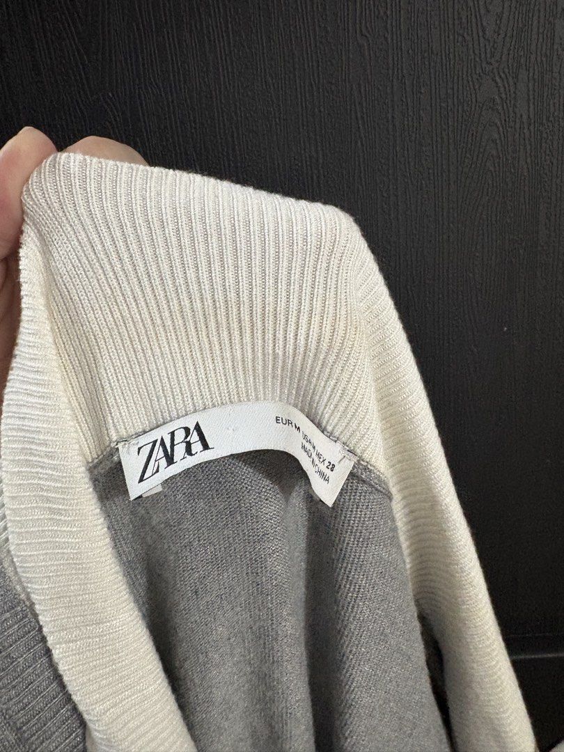 Zara gray knit long sleeves sweater (Category: Longsleeves) located in Manila. Submitted by stylebeaux (Listing ID 1429087927, Image 2). Description: Has yellow stains on the collar and minor shedding.