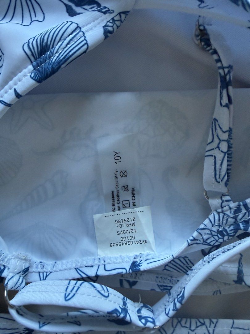 10Y Shell Print Two-Piece Swimsuit Shein (Category: Babies & Kids Fashion) located in Taguig. Submitted by macncheese (Listing ID 1424519877, Image 3). Description: 10Y Shell Print Two-Piece Swimsuit Shein Used once Good codnition .
