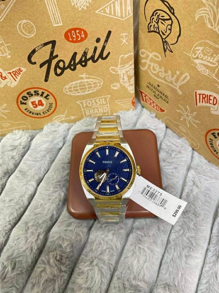 🇺🇸 AUTHENTIC AUTOMATIC FOSSIL WATCH 🇺🇸 (Category: Men's Watches) located in Manila. Submitted by MomshieDL (Listing ID 1424470444, Image 2). Description: .