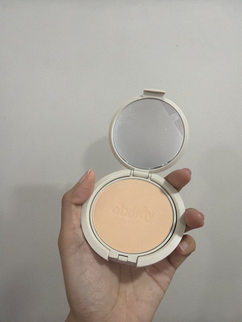 Absidy Honey Powder (Category: Makeup) located in Quezon City. Submitted by destashingmycloset (Listing ID 1424353860, Image 3). Description: - Absidy Honey complexion blur powder - Shade: COS1A - Includes compact with mirror and powder puff - Net weight: 10.3g.
