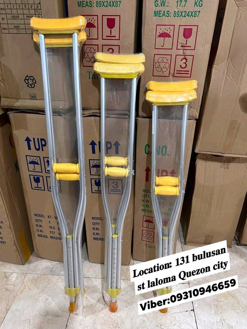 Adjustable Crutches (Category: Medical Supplies & Tools) located in Manila. Submitted by rheata225 (Listing ID 1424348116, Image 1). Description: Adjustable height Sameday delvry.