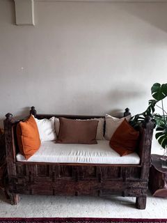 (Category: ) located in . Submitted by AntiqueAuthenticSG (Listing ID 1424440584, Image 1). Description: .