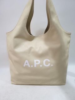 (Category: ) located in . Submitted by tan__k (Listing ID 1424370565, Image 1). Description: .