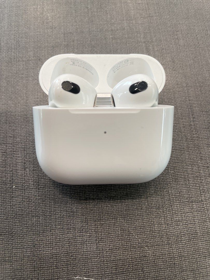 Apple AirPods 3