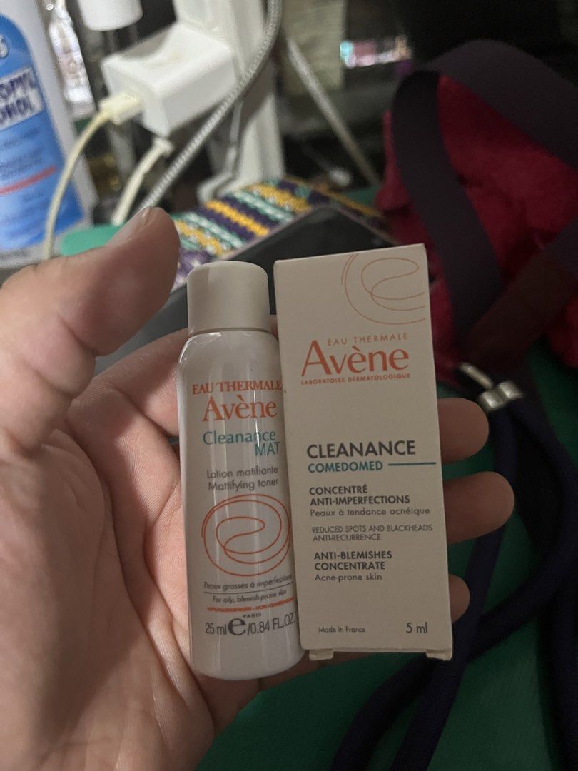 Avene Cleanance MAT Mattifying Toner & Comedomed Concentrate (Category: Face Care) located in Manila. Submitted by sukkiri_declutter (Listing ID 1424344808, Image 1). Description: UNOPEN - Avene Cleanance Duo Set - Includes: - Cleanance MAT Mattifying Toner (25ml): For oily and blemish-prone skin. - Cleanance Comedomed Concentrate (5ml): Anti-imperfection treatment, reduces spots and blackheads. - From the Avene Cleanance line..