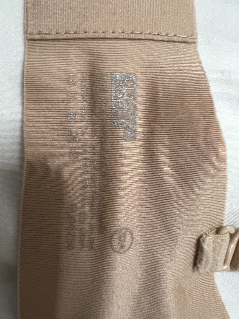 Bench Strapless Wireless Bra (Category: Undergarments & Loungewear) located in Santa Cruz. Submitted by beautsbees (Listing ID 1424483260, Image 3). Description: - [Brand Name] [Model Name] - [Color] available - Stylish design - Durable material.