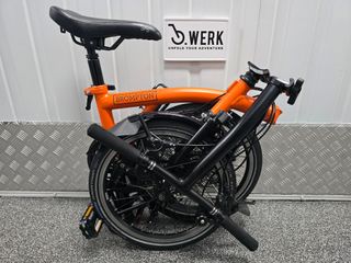 Pre-owned Brompton Collection item 2