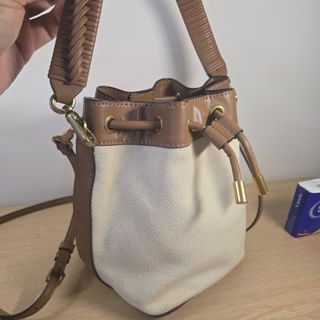 （分類：）位於 。 由 mrdeer759 提交（商品編號 1424454968，圖片 1）。簡介： 。