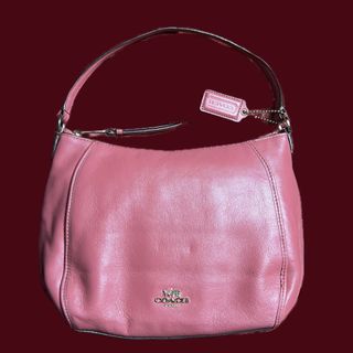 (Category: ) located in . Submitted by labellevintage (Listing ID 1424382733, Image 1). Description: .