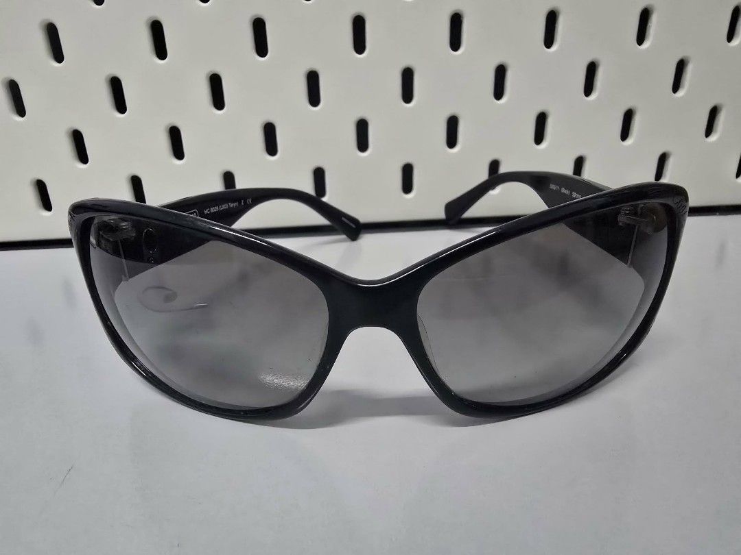 Coach Sunglasses HC 8028 (Category: Sunglasses & Eyewear) located in Manila. Submitted by ivyfcb (Listing ID 1424408695, Image 2). Description: Authentic Coach sunglasses. Features a black frame with the Coach logo on the temples. Includes the original case and cleaning cloth. The model number is HC 8028 (L903 Taryn). The lens size is 59mm, with a bridge size of 15mm and temple length of 125mm. The frame color is black..