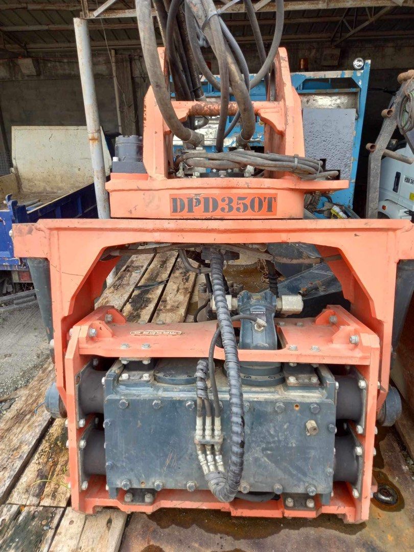 Daedong DPD350T vibro hammer (Category: Construction Tools & Equipment) located in Mabalacat. Submitted by kvj89 (Listing ID 1424399610, Image 2). Description: For Sale! Daedong Vibro Hammer DPD350T Made in Korea Slightly Used, Can be attached to any 3/4 size backhoe Working, Good condition Location: Cabanatuan City, Nueva Ecija Cash or Financing Ok!.