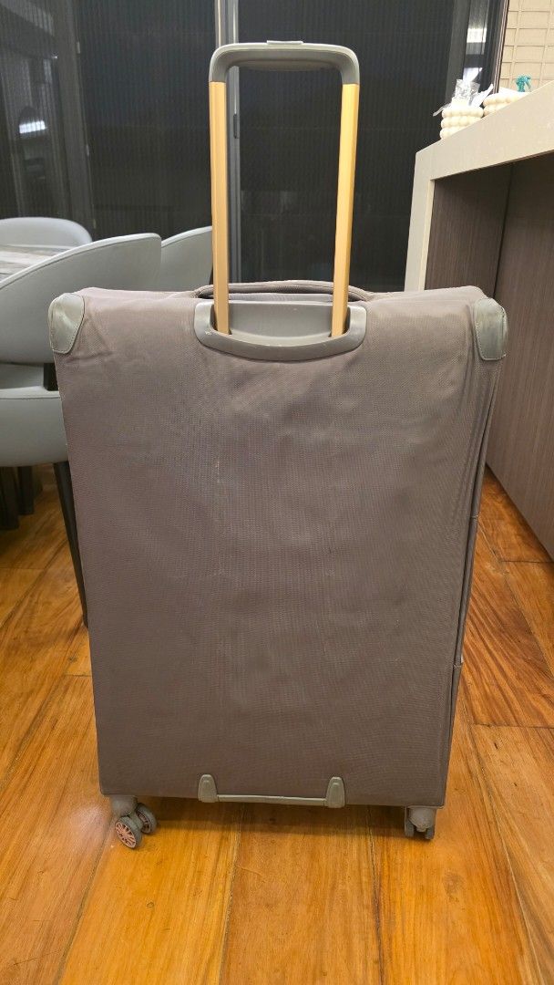 Delsey Check-In Luggage 82cm/Large (Category: Luggage) located in Makati City. Submitted by jiv333 (Listing ID 1424452100, Image 3). Description: - Delsey Large Bag 82cm - Retractable handle and wheels working fine - Combination lock for security - Spacious and clean interior - Convenient front pocket - Green color - Intact zippers and handles - well used but still very usable -minor cosmetic damages -Purchased at 20k -now selling at 1/10 the pri