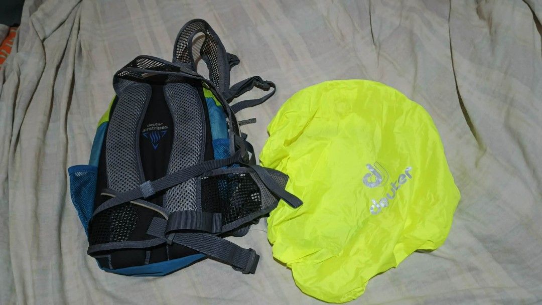 Deuter Hiking Backpack (Category: Backpacks) located in Bacoor. Submitted by joromoto18 (Listing ID 1424373663, Image 2). Description: For sale only Preloved bag in good condition Deuter Race bagpack 800 pesos only Fixed price Hanap ka IBA if di kaya Still in good condition Original All straps Intact Used only a couple of times Trail running tapos sinabit na lang Yung raincover parang di pa nagagamit As is where is po Pick up only Cavite city pol