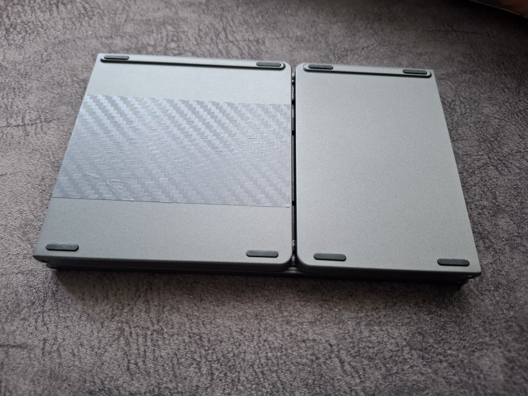 Wireless Bluetooth Folding Keyboard with Touchpad Rechargeable444119800192051201