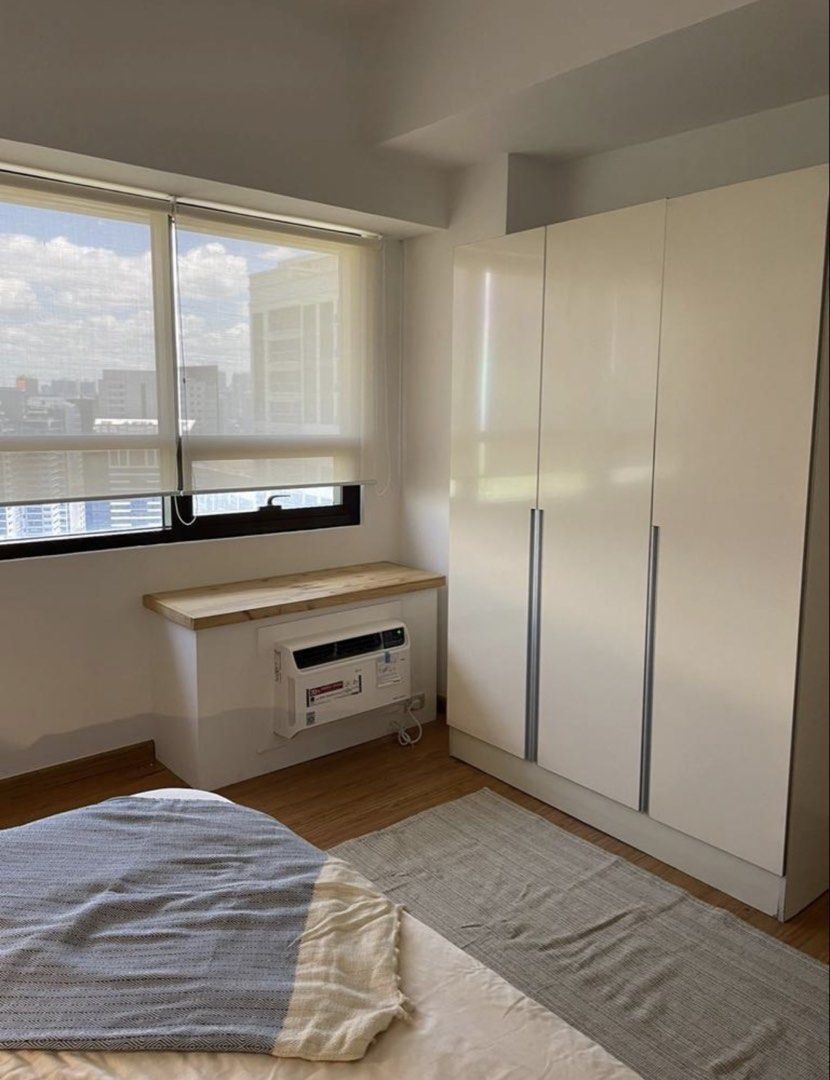 For Rent: The Icon Residences @ BGC (Category: Apartments & Condos) located in Makati City. Submitted by donangelob (Listing ID 1424476778, Image 2). Description: Please read… *No Brokers & No Sales Agent* *Direct Tenants Only* For Rent Condominium The Icon Residences, BGC 1 Bedroom 1 Toilet & Bath 1 Car Garage Fully-furnished Long term lease 2yrs Sorry no to pets =( #nov2026 -——— *Direct Tenants Only* *Direct Tenants Only* *Direct Tenants Only*.