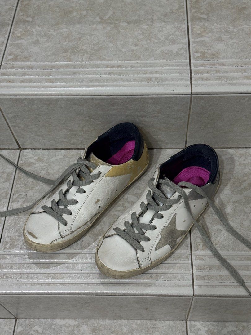 Golden Goose Star Sneakers (Category: Sneakers) located in Quezon City. Submitted by ekacloset (Listing ID 1424472305, Image 1). Description: Good as new Very nice and unique Used once 100% Authentic Bought in Europe Originally bought for ₱20k.