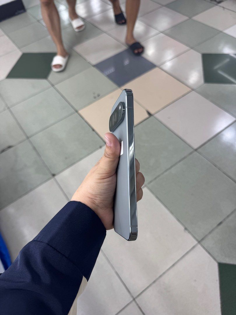 Google Pixel 9 Pro XL 256gb US No issue All working (Category: Google Pixel) located in San Juan City. Submitted by javedsgadgetshop (Listing ID 1424475901, Image 2). Description: INSTALLMENT OPTIONS : SPAY LATER / GGIVES / CREDIT CARD! WE BUY AND SELL SO PWEDE MAGBINTA OR SWAP ! Quick Specs : 💵 Google Pixel 9 Pro XL •256gb •US Variant •Good batt health •Factory unlock •98% Smoothness •No hidden issue | No Repaired •100% Authentic | Not Refurbis
