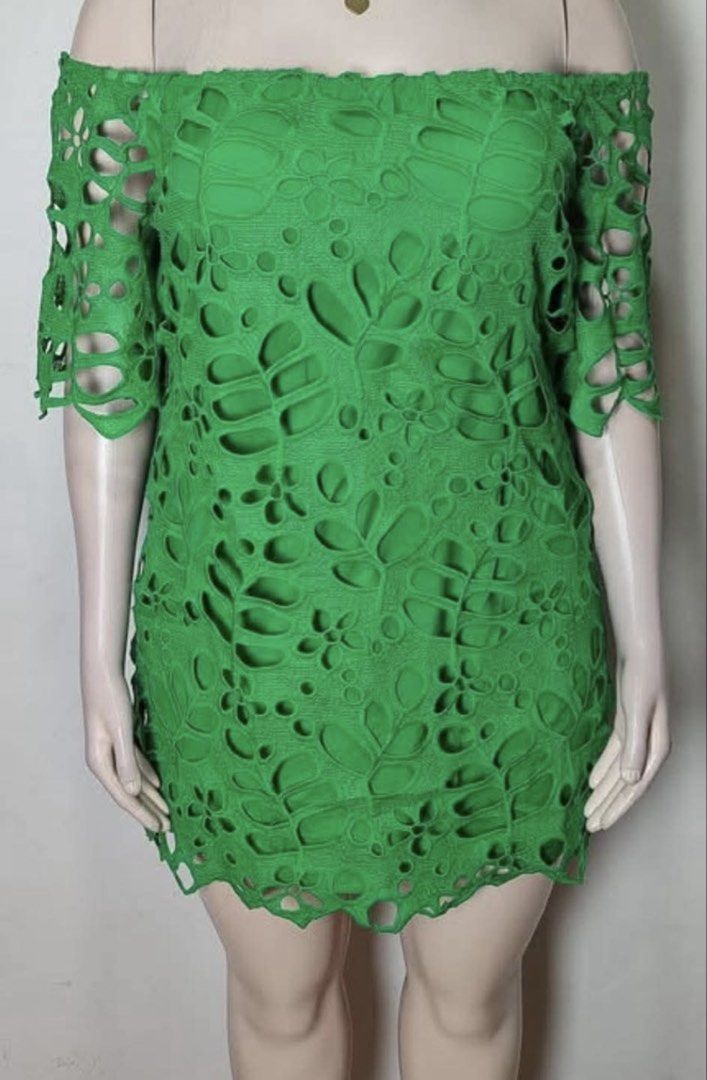 Green Off-Shoulder Cutout Dress (Category: Dresses) located in Mandaluyong City. Submitted by pretty_karia (Listing ID 1424482805, Image 1). Description: .