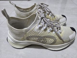 yeezy foam runner vinted