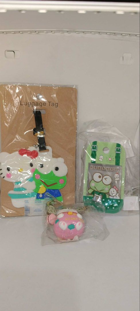 HELLO KITTY BUNDLE SET (Category: Plushies & Soft Toys) located in Pasig City. Submitted by Atv26 (Listing ID 1424489670, Image 1). Description: BUNDLE SET KUNG ANO YONG NAKABUNDLE YON NAPO YON. FIXED PRICE NAPO 70.00 PER BUNDLE SET J&T COURIER.