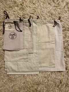 (Category: ) located in . Submitted by avathriftedcloset (Listing ID 1424470720, Image 1). Description: .
