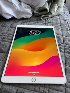 (Category: ) located in . Submitted by muffinsss (Listing ID 1424352885, Image 1). Description: .