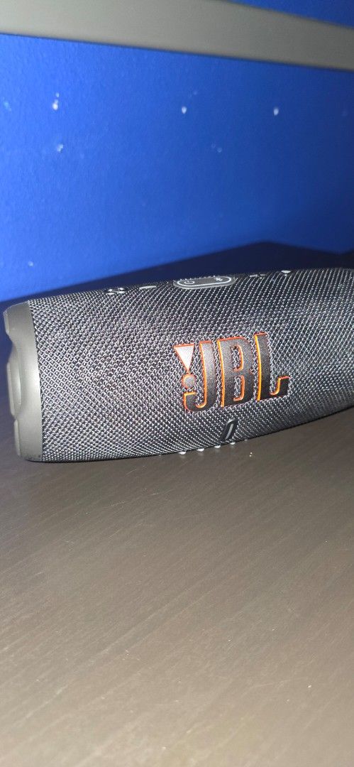 JBL Charge 565671937262081110
