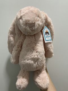 （分類：）位於 。 由 singchan20033 提交（商品編號 1424429804，圖片 1）。簡介： 。