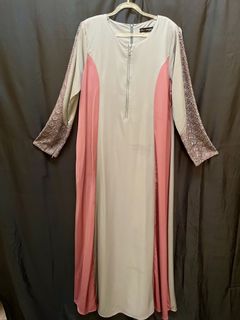 (Category: ) located in . Submitted by ezcloset (Listing ID 1424370896, Image 1). Description: .
