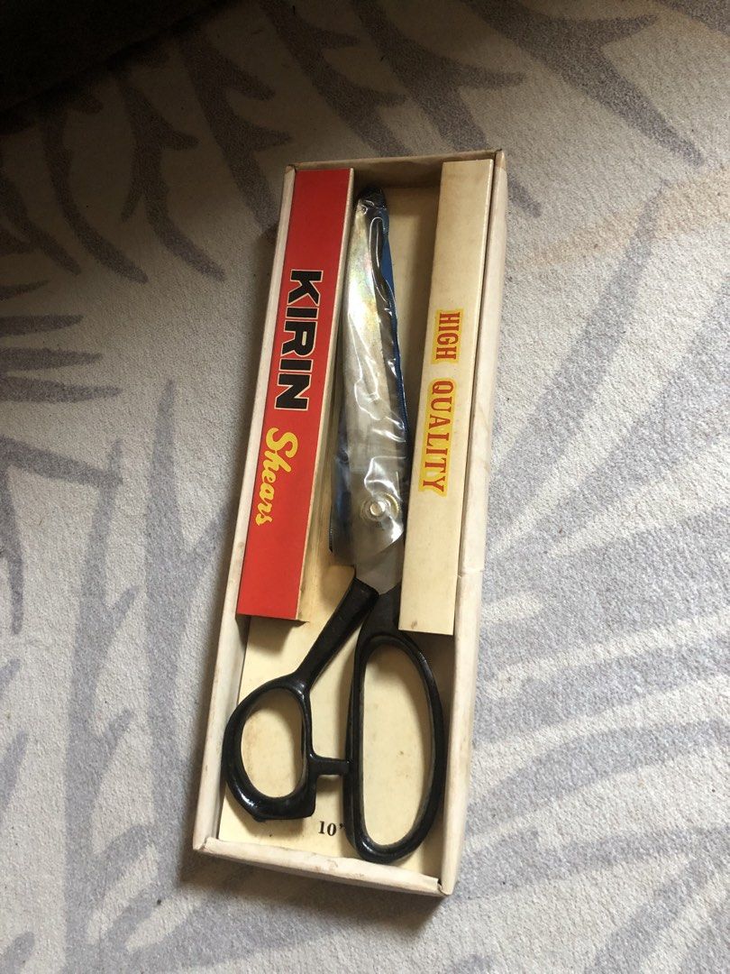 Kirin Shears 10" High Quality (Category: Other Kitchenware & Tableware) located in Manila. Submitted by jayart.225 (Listing ID 1424409302, Image 2). Description: .