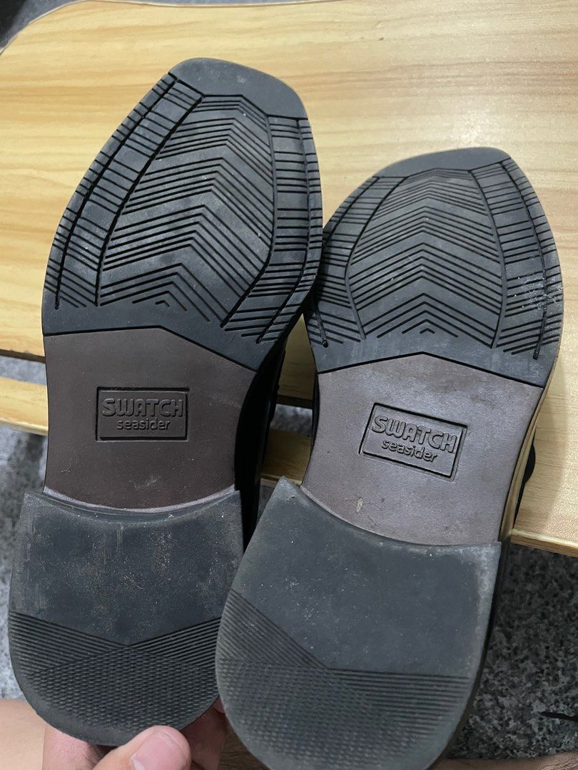 (Loafers) Swatch Seasider Loafers (Category: Dress Shoes) located in Mandaluyong City. Submitted by campverse (Listing ID 1424476517, Image 3). Description: Swatch seasider loafers, size 6 mens, di na nagagamit taguig makati loc.