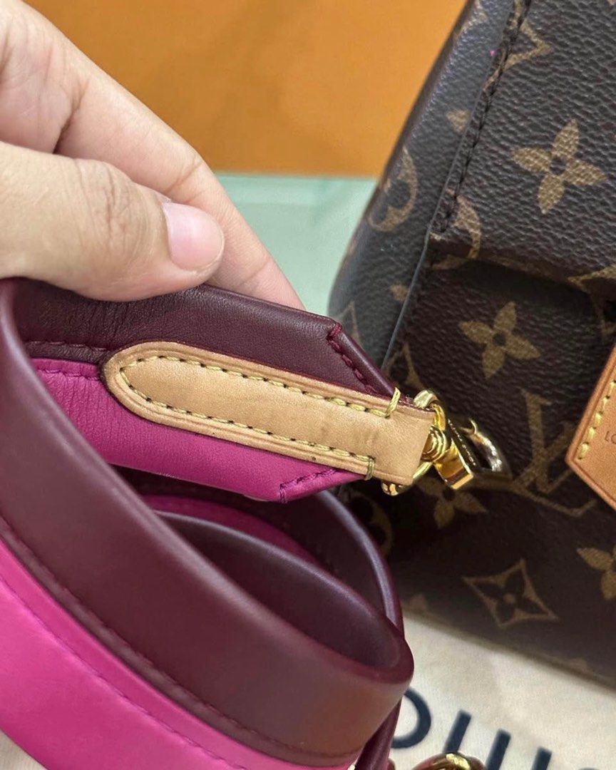 Louis Vuitton Cluny BB (Category: Luxury Bags & Wallets) located in Manila. Submitted by ks9508 (Listing ID 1424367687, Image 3). Description: Slightly used only.