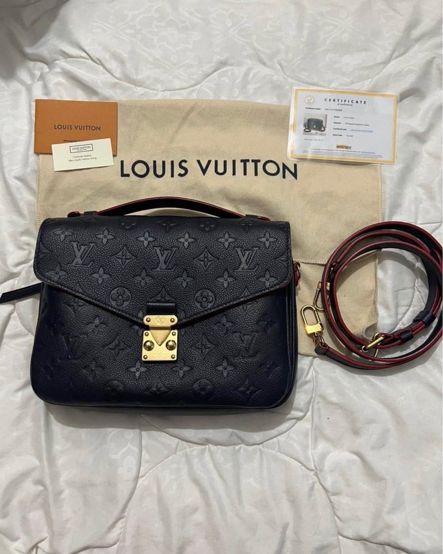 Louis Vuitton Pochette Metis Empreinte (Category: Luxury Bags & Wallets) located in Manila. Submitted by ks9508 (Listing ID 1424411940, Image 1). Description: With entrupy.